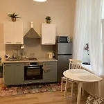 Modern In The Center Of Riga! شقة ريغا