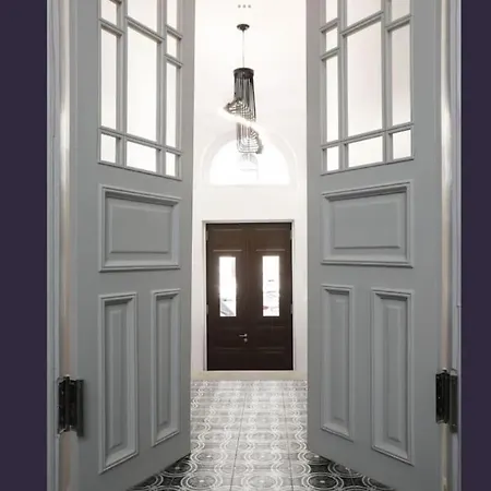 Апартаменты Modern In The Center Of Riga! Рига